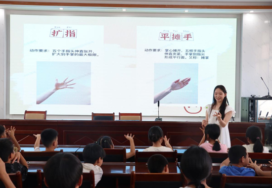 澳门一肖一码一一特一中厂与精选解析，深入探索与落实解释