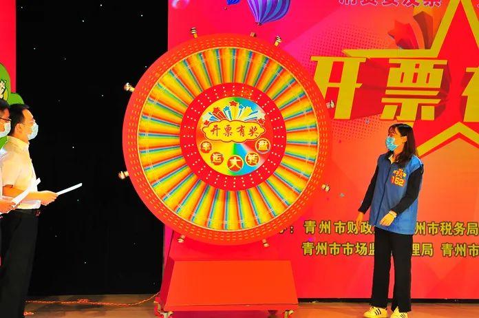 澳门开奖现场揭秘，开奖直播机制与落实解析