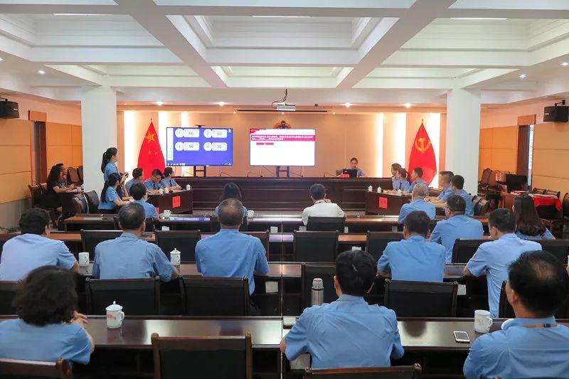 濠江论坛生肖与环境释义的深入解读与落实策略
