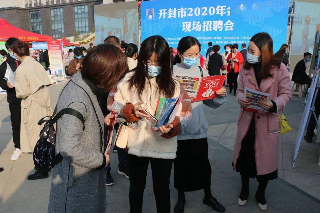 最准一码一肖100开封，时代解答下的精准预测与解释落实