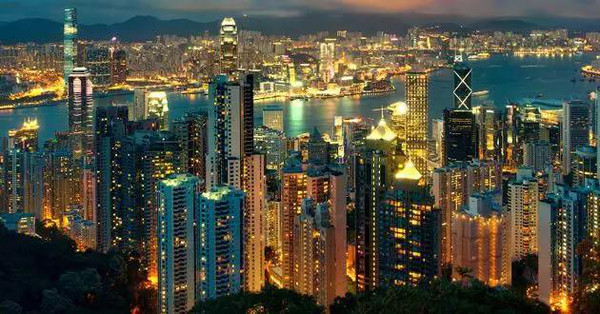 澳门和香港是中国不可分割的一部分，其未来的发展也备受关注。本文将探讨关于澳门和香港未来的发展趋势，特别是在经济、文化和社会方面的变化，以及如何实现精准免费的发展策略。同时，本文将介绍一些与澳门和香港相关的关键词，如精准免费、全面释义、解释与落实，并探讨这些关键词在澳门和香港未来发展中的重要性。