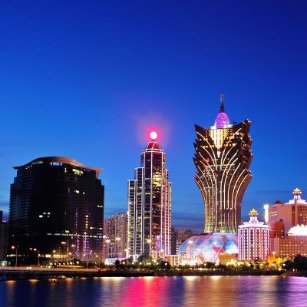 关于澳门新政策，2025年新澳门天天免费精准大全的详细解答、解释与落实