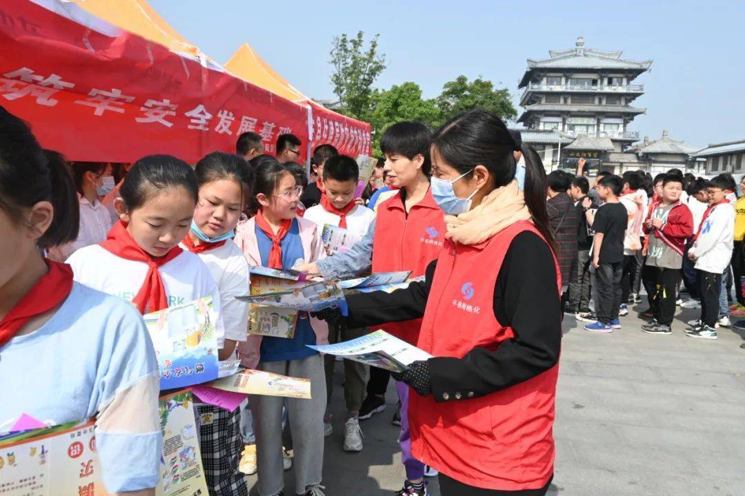 正版资料与免费资料大全，全面解答、解释与落实的重要性——以aa19.69.97为视角